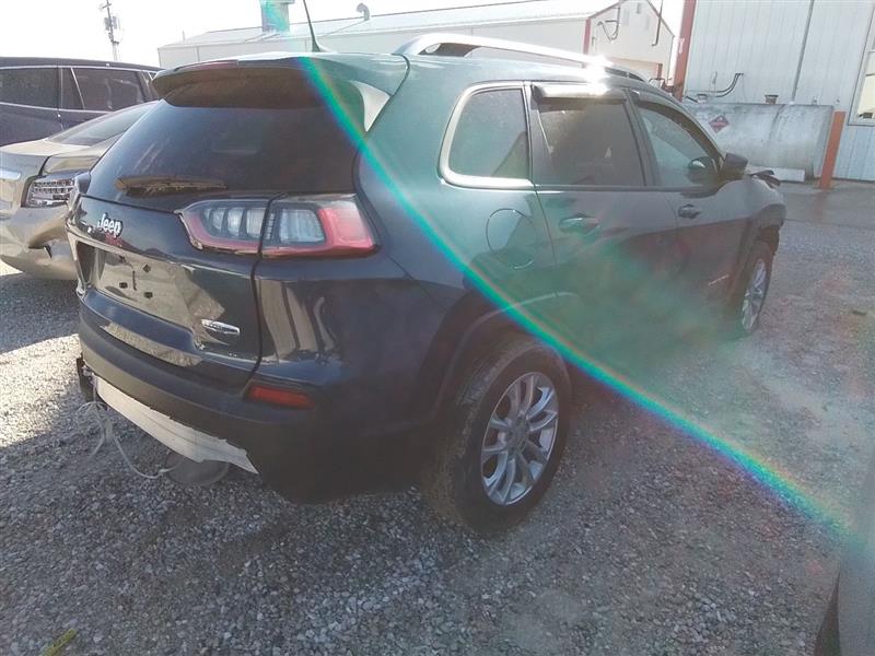 Vehicle/245626_03.jpg