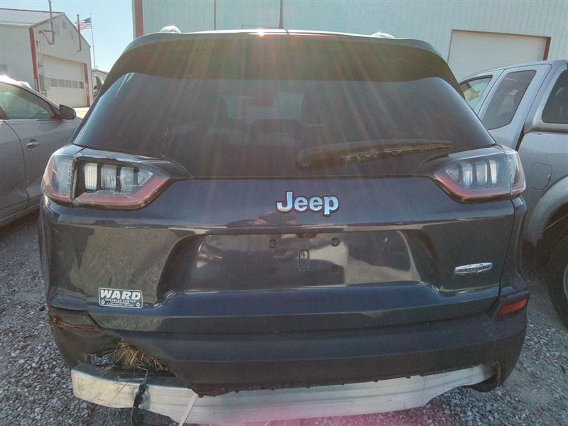 Vehicle/245626_09.jpg