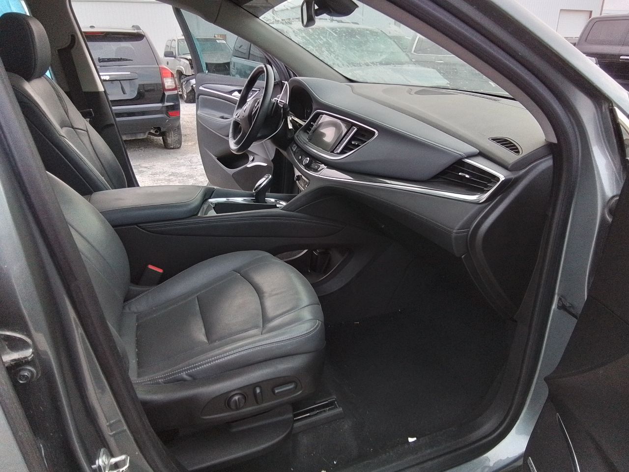 Vehicle/245752_11.jpg