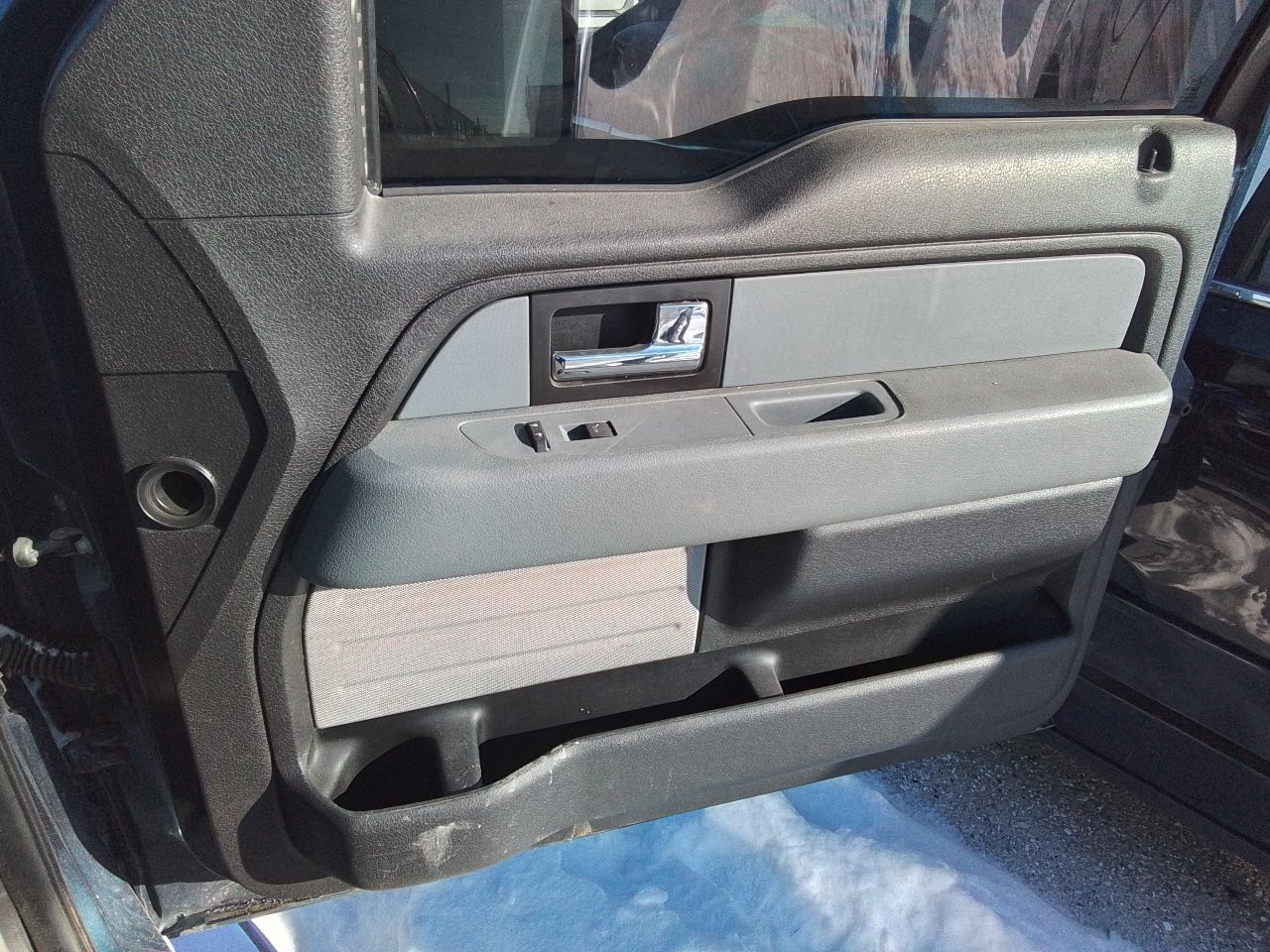 https://f005.backblazeb2.com/file/img-partshotlines-com/Inventory/EX441/Vehicle/245820_12.jpg