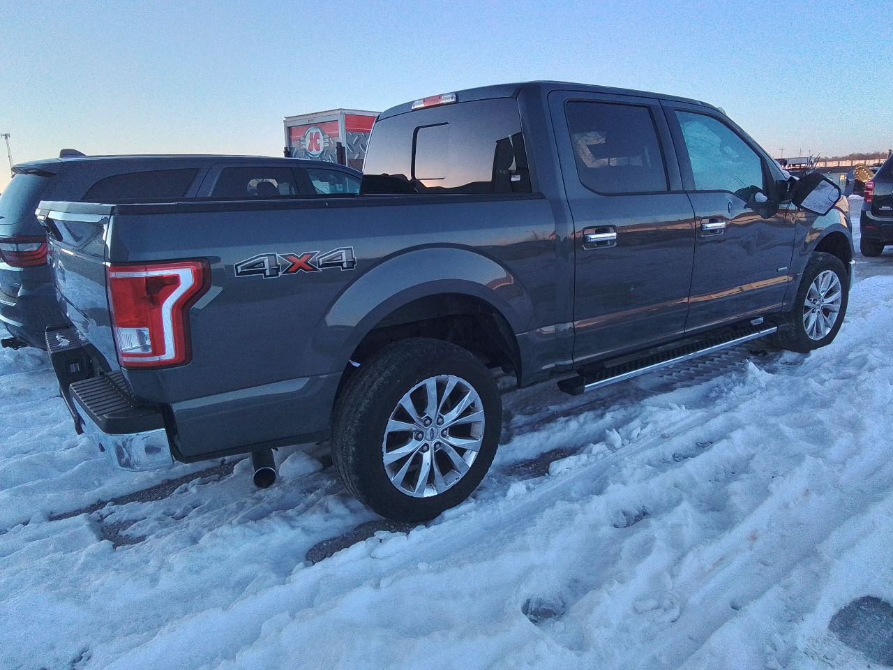 Vehicle/245823_03.jpg