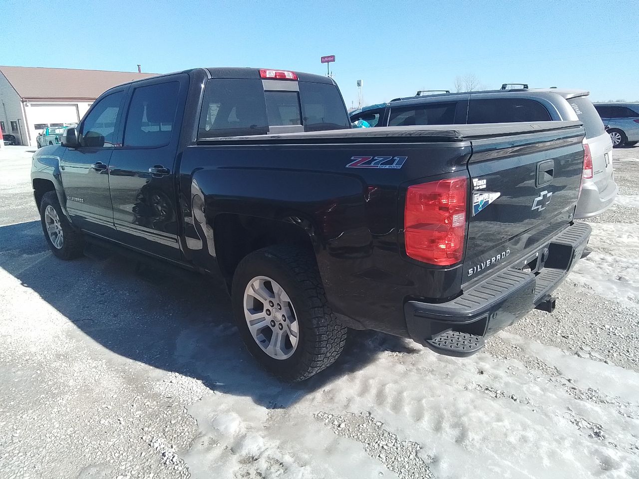 Vehicle/245880_02.jpg