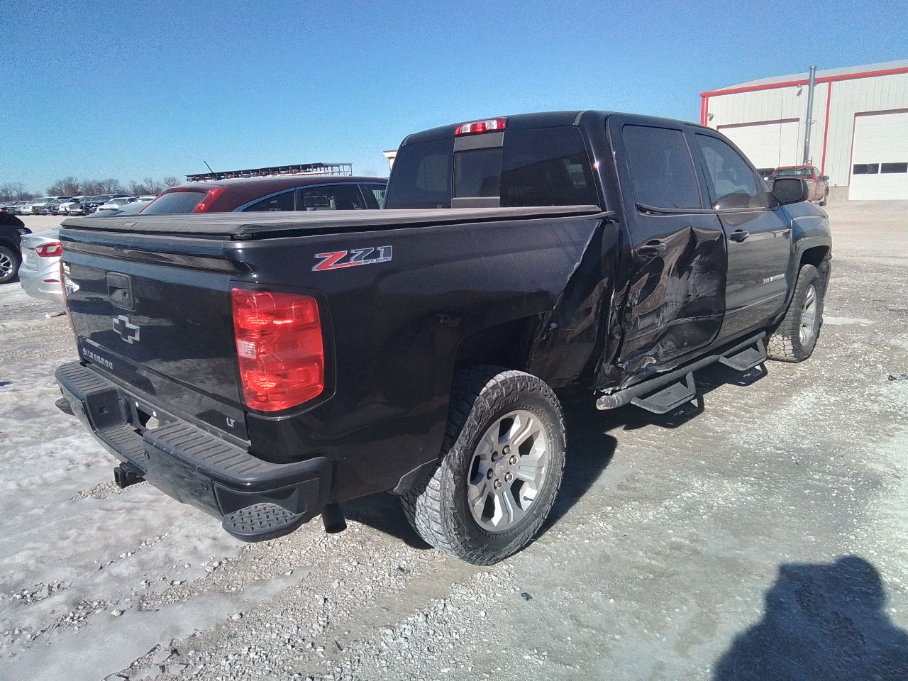 Vehicle/245880_03.jpg