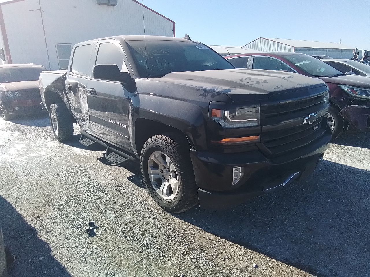 Vehicle/245880_04.jpg