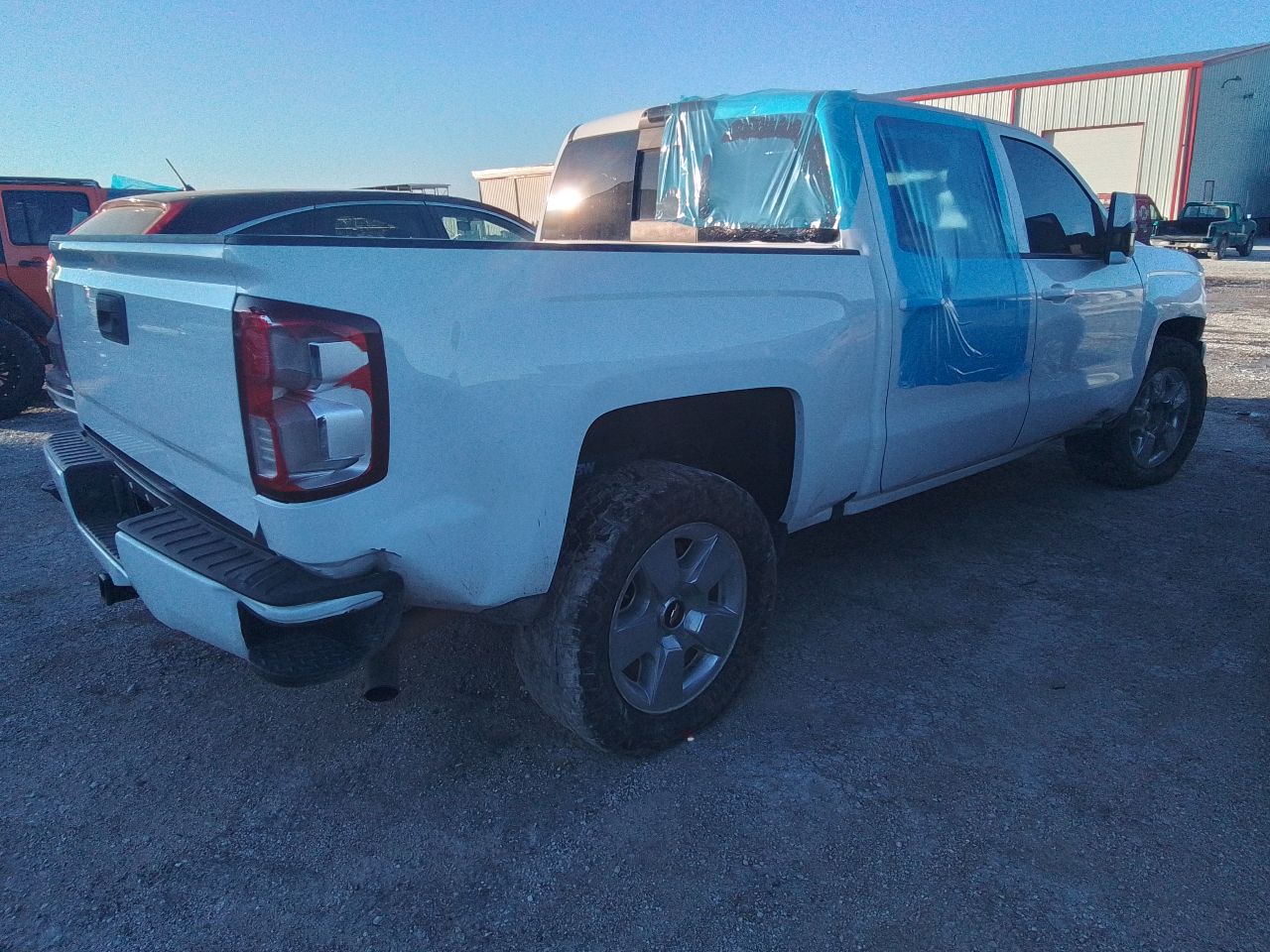Vehicle/245915_03.jpg