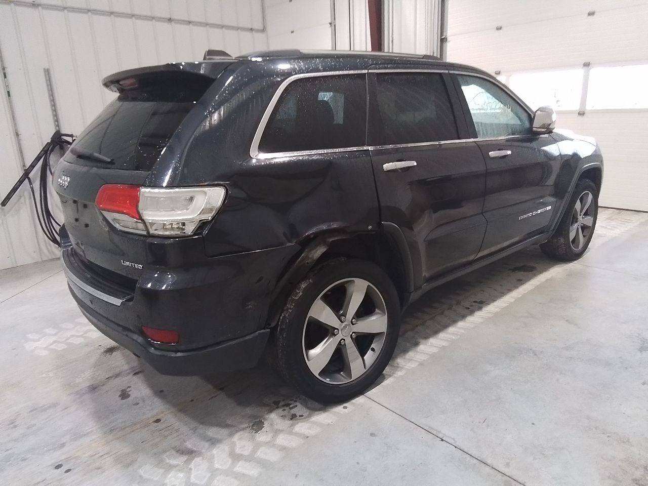 Vehicle/245922_03.jpg
