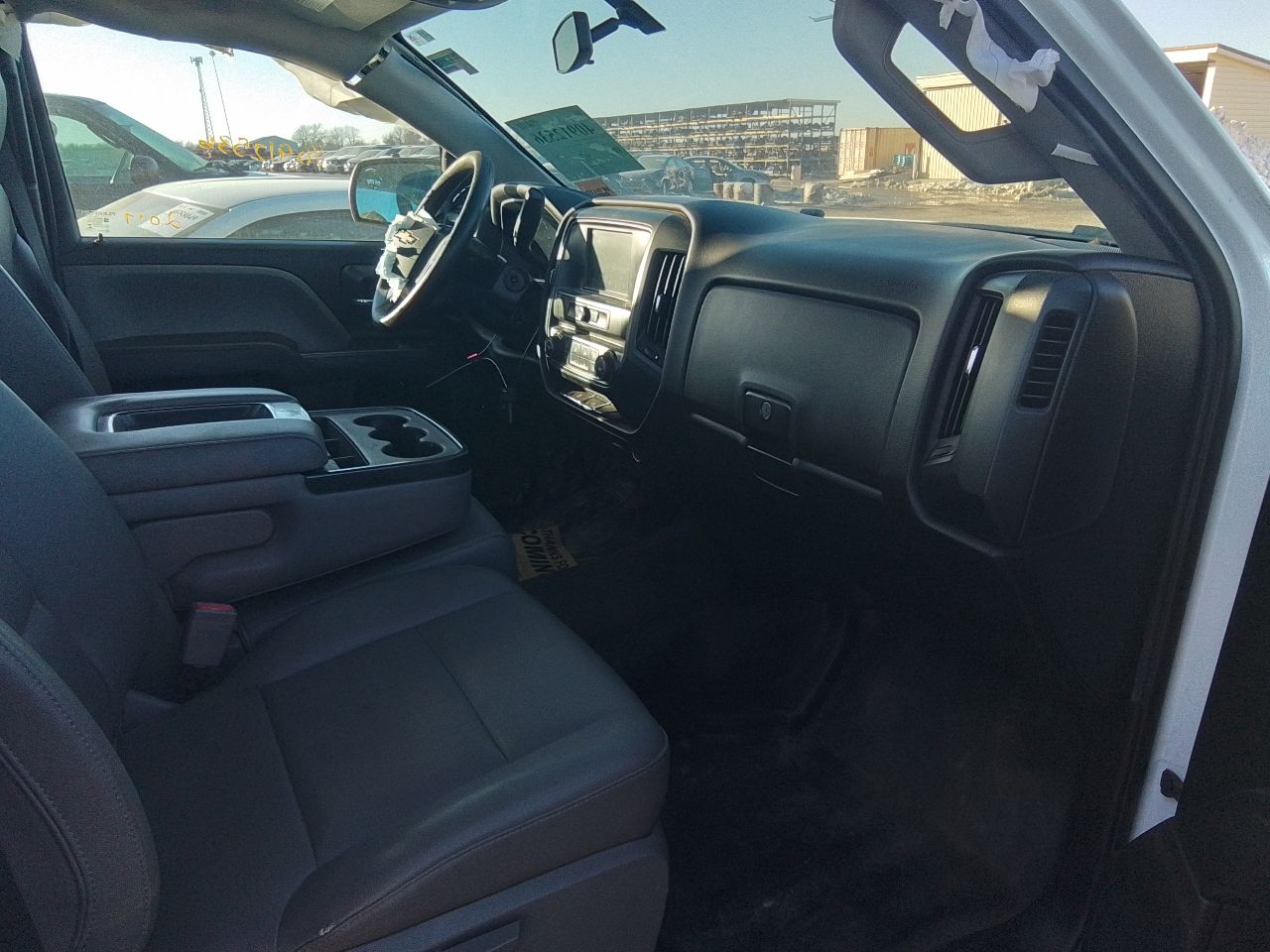 Vehicle/245930_11.jpg
