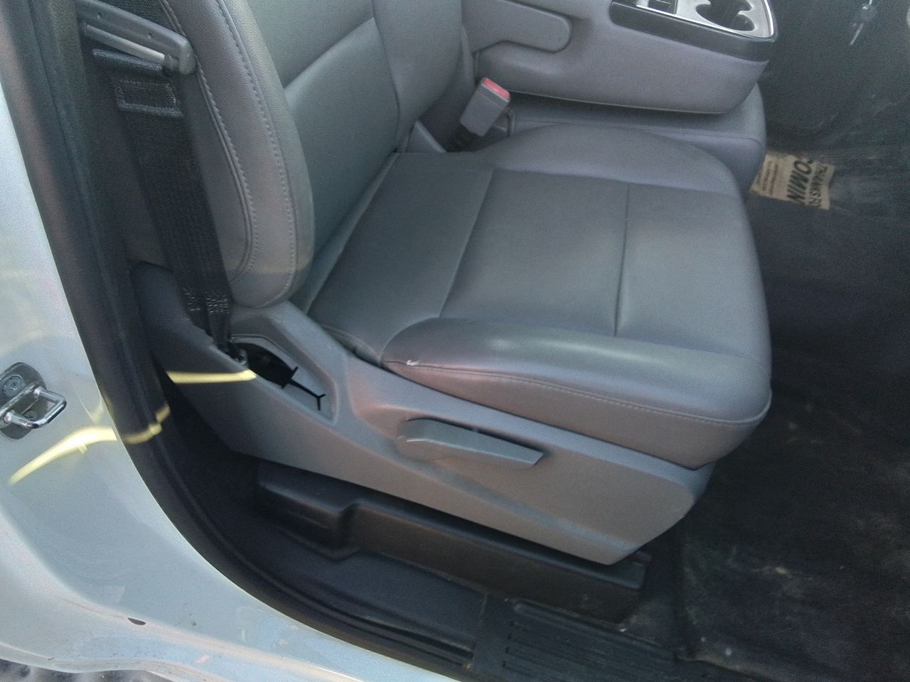 Vehicle/245930_12.jpg