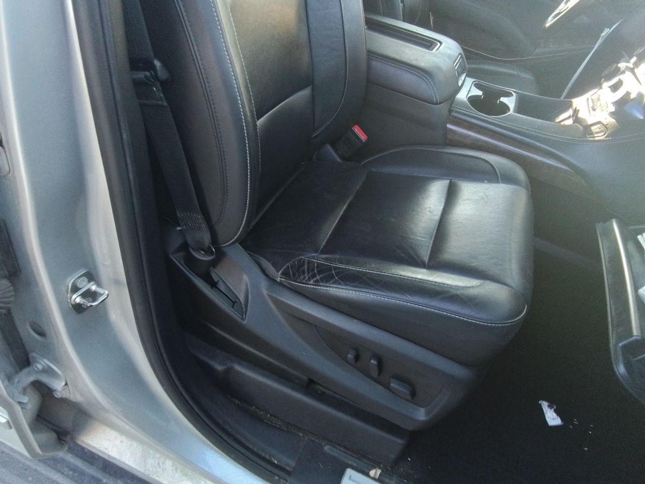 Vehicle/245951_12.jpg