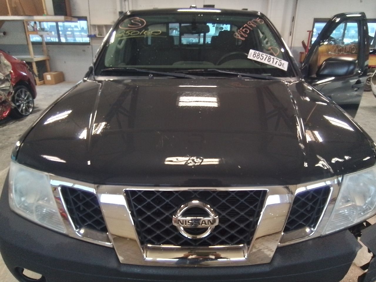 Vehicle/246042_07.jpg