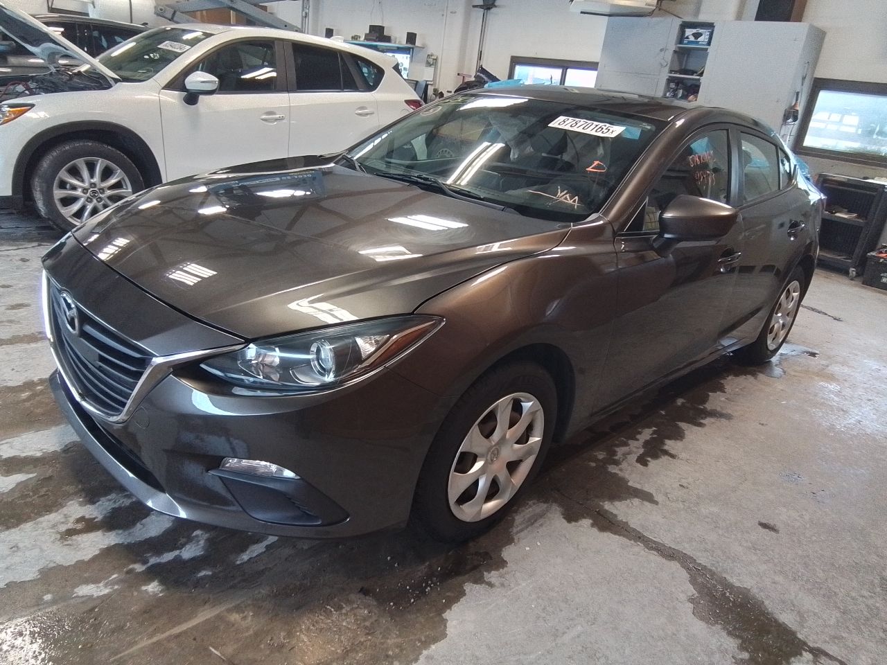 Vehicle/246043_01.jpg