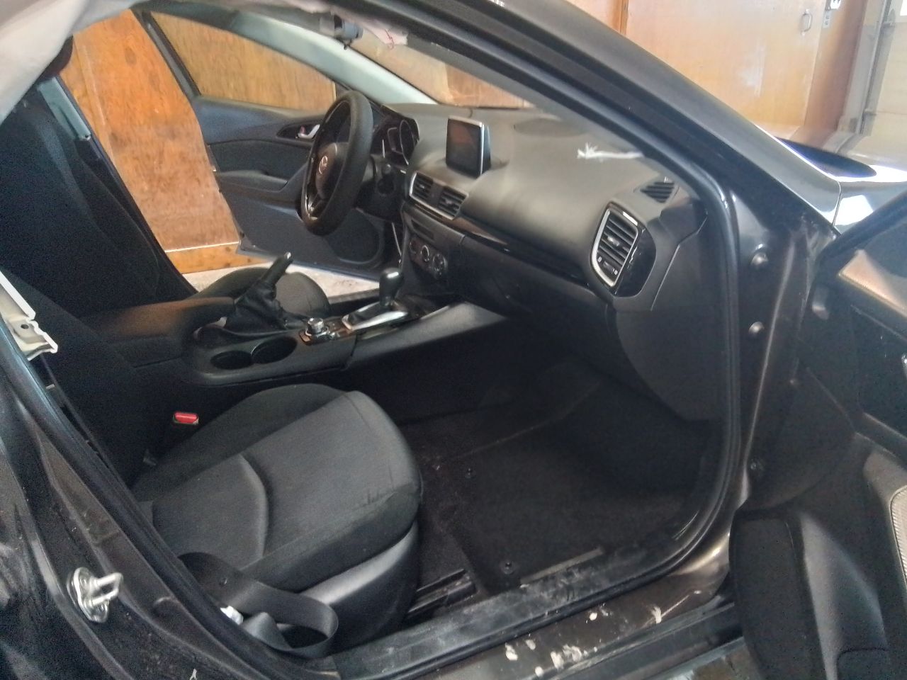 Vehicle/246043_11.jpg