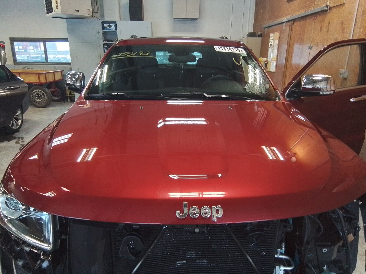 Vehicle/246076_07.jpg