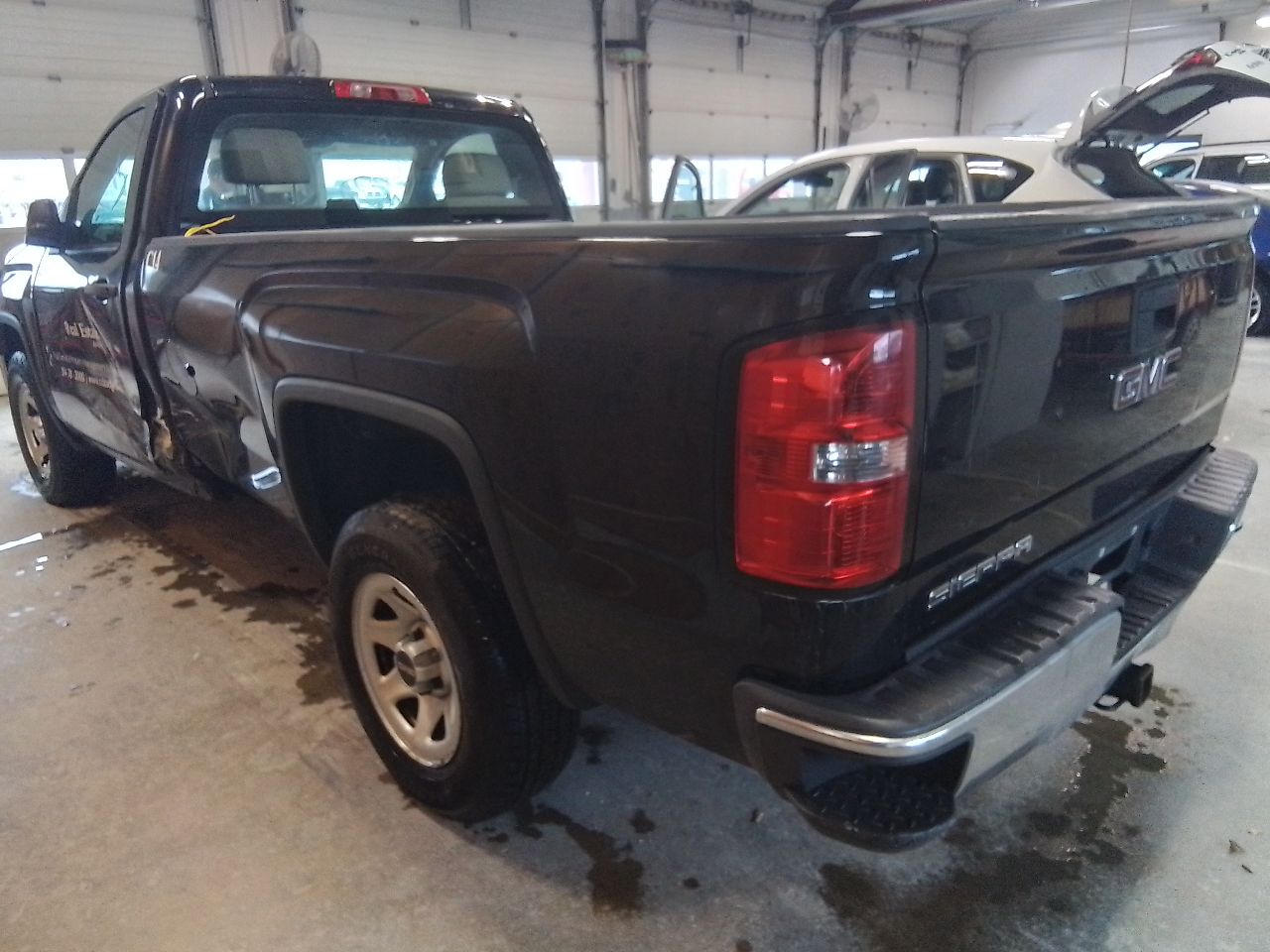 Vehicle/246089_02.jpg