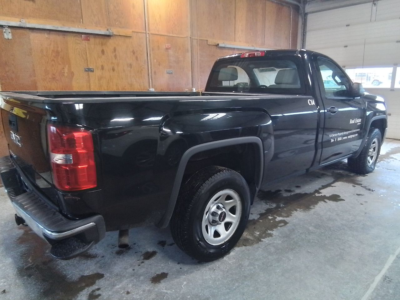 Vehicle/246089_03.jpg