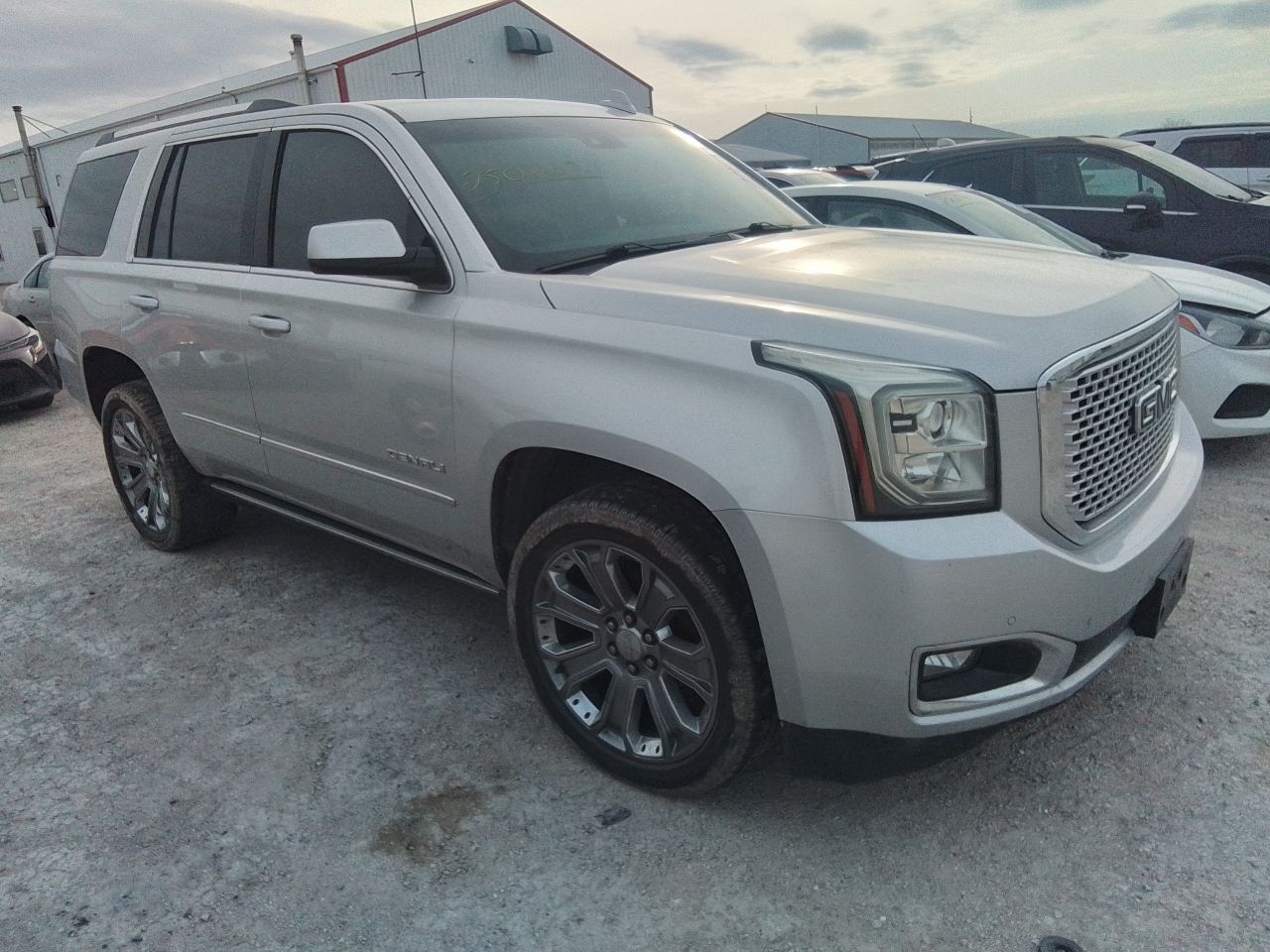 Vehicle/246156_04.jpg