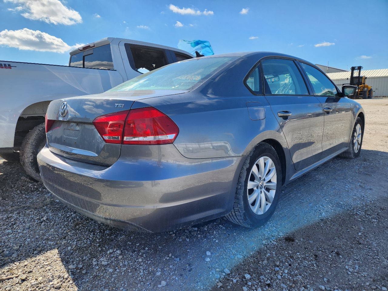 Vehicle/246178_03.jpg