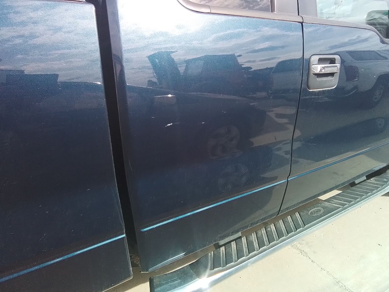 https://f005.backblazeb2.com/file/img-partshotlines-com/Inventory/EX441/Vehicle/246253_10.jpg