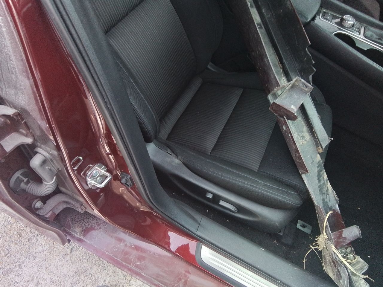 https://f005.backblazeb2.com/file/img-partshotlines-com/Inventory/EX441/Vehicle/246271_12.jpg