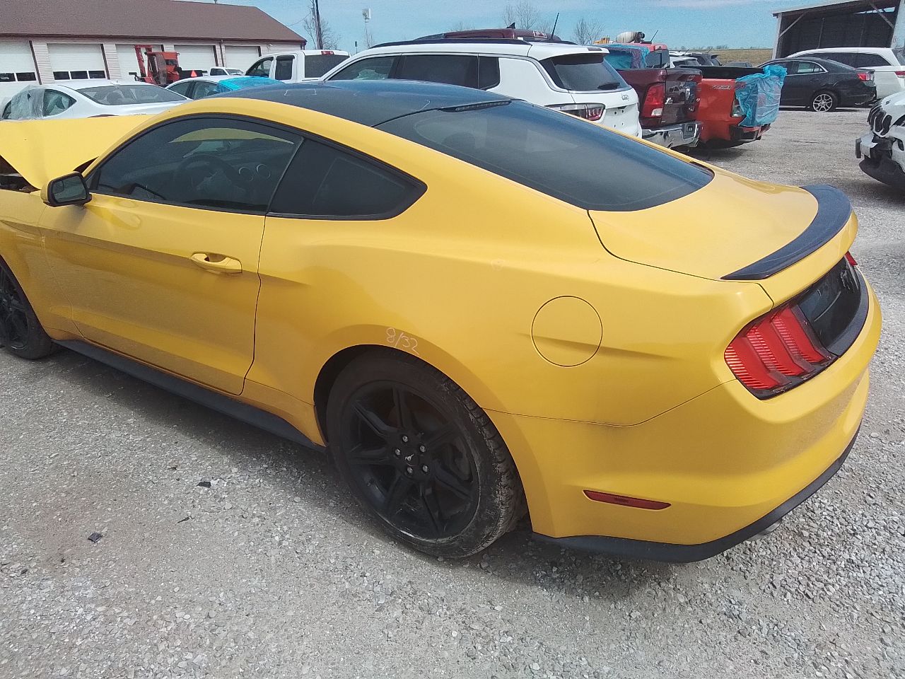 Vehicle/246336_02.jpg