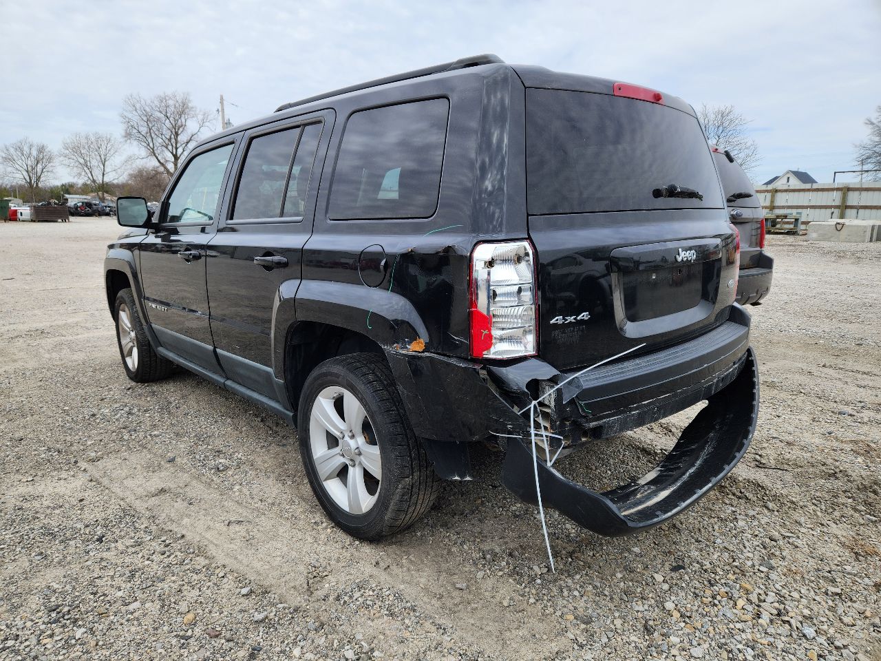 Vehicle/246342_02.jpg