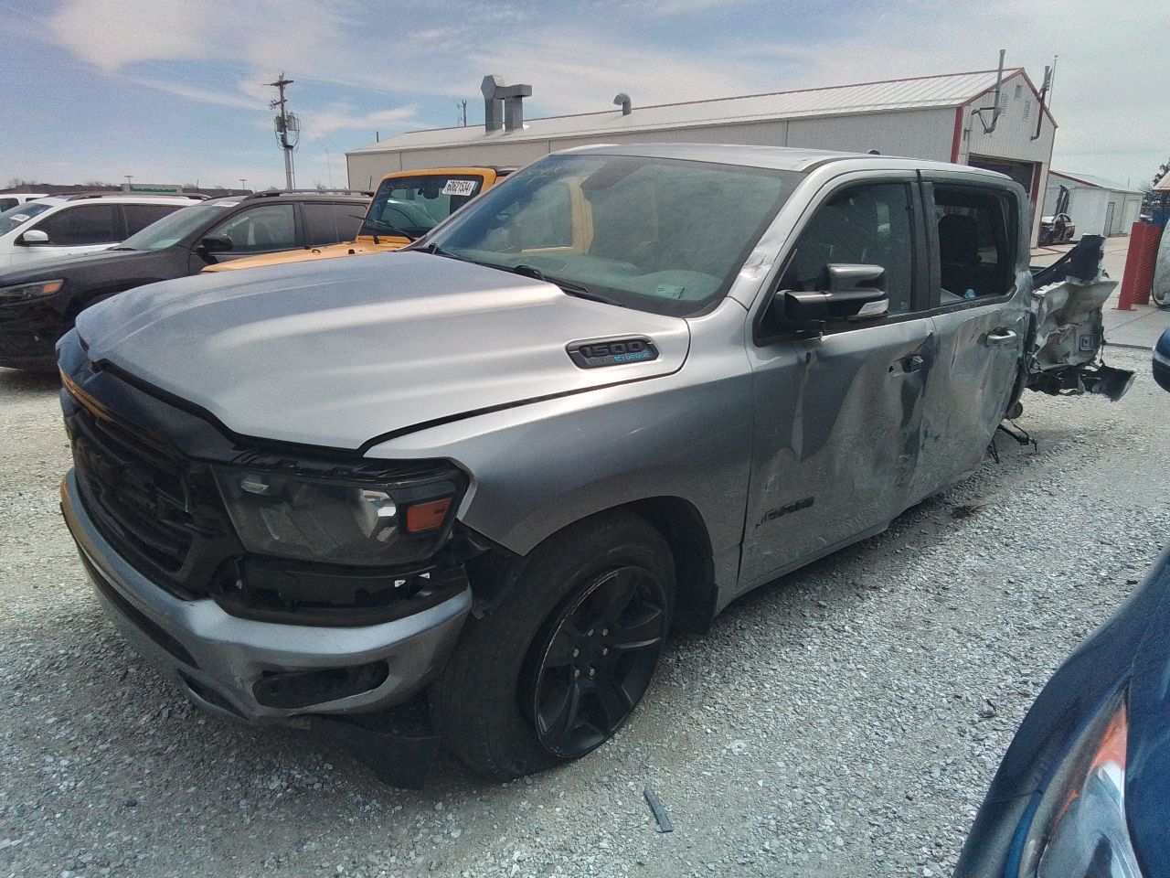 Vehicle/246353_01.jpg