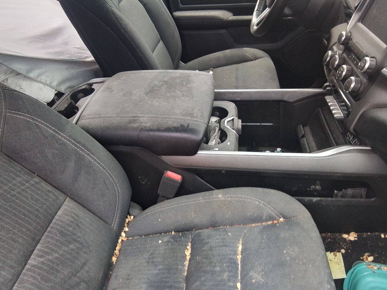 Vehicle/246353_09.jpg