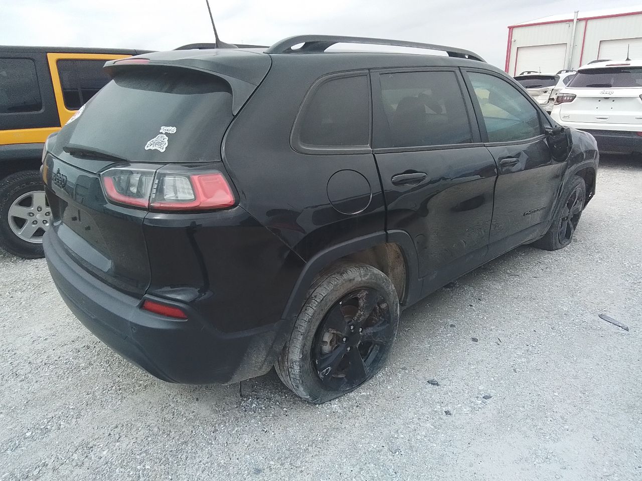 Vehicle/246366_02.jpg