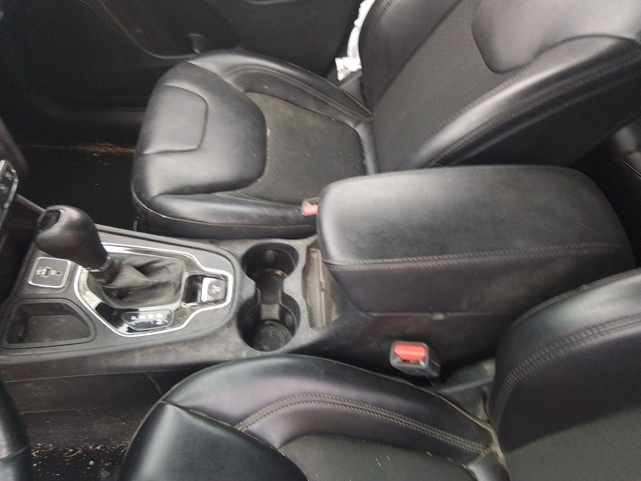 Vehicle/246366_12.jpg