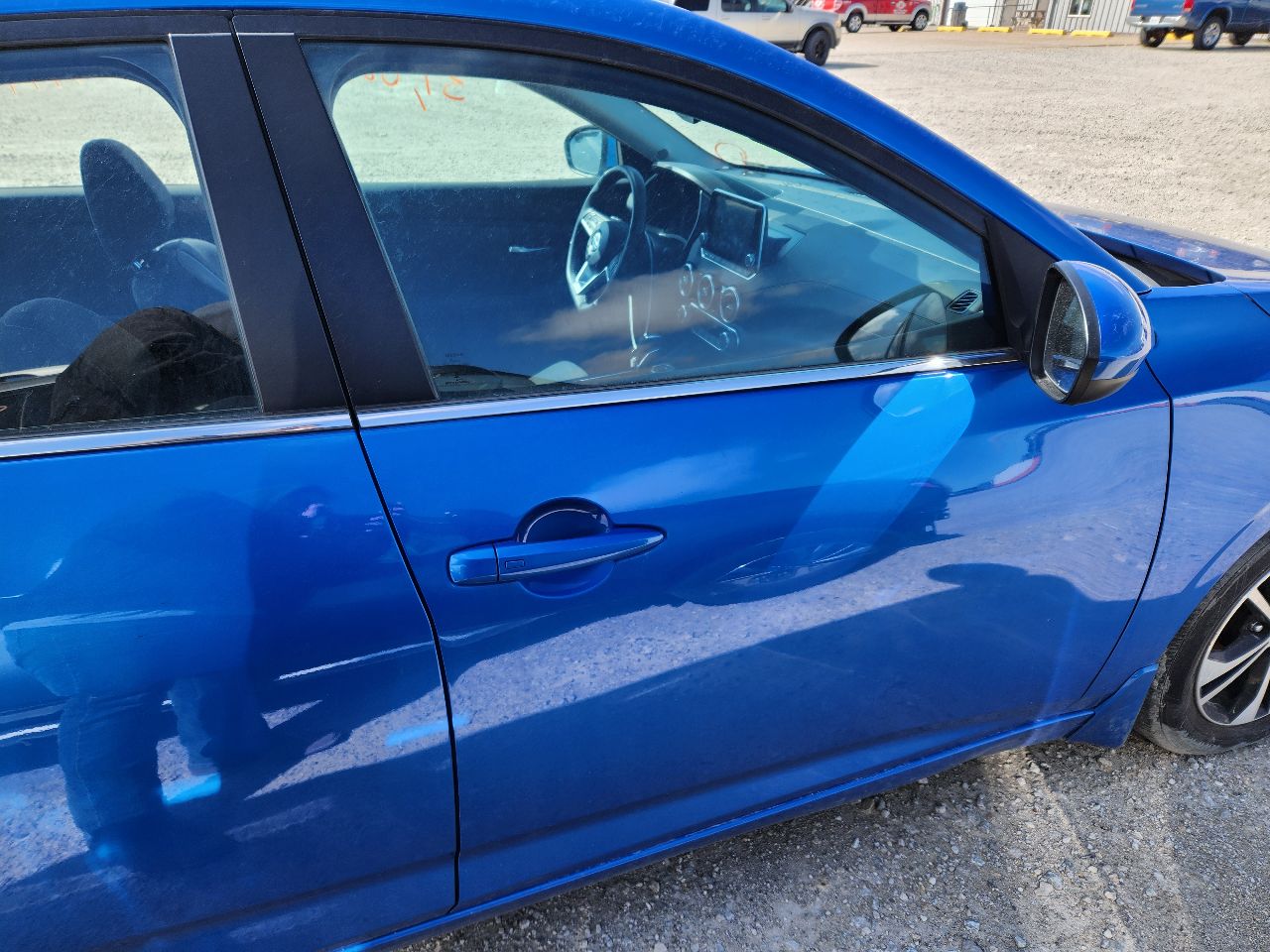 https://f005.backblazeb2.com/file/img-partshotlines-com/Inventory/EX441/Vehicle/246436_12.jpg