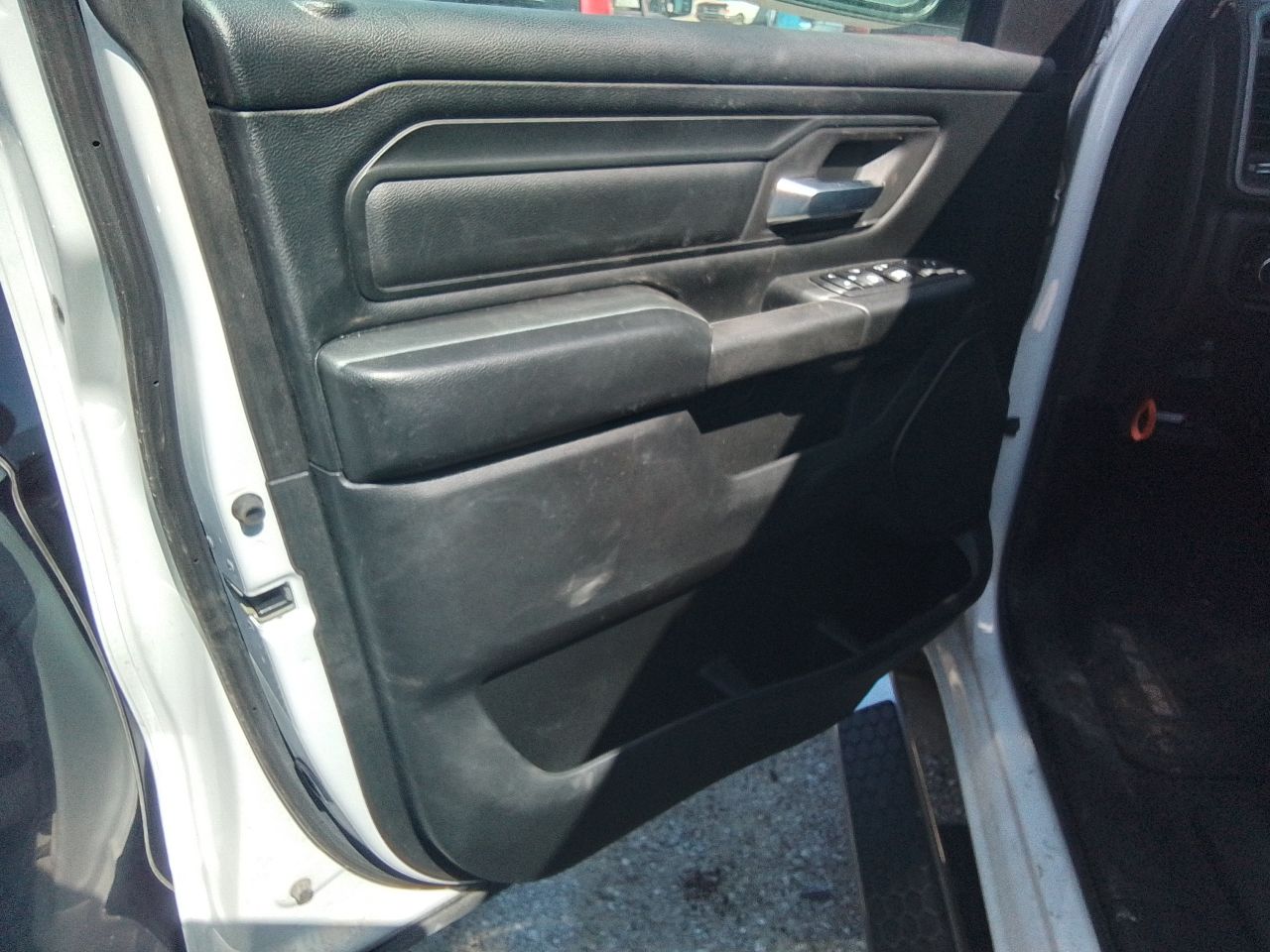 Vehicle/246450_14.jpg
