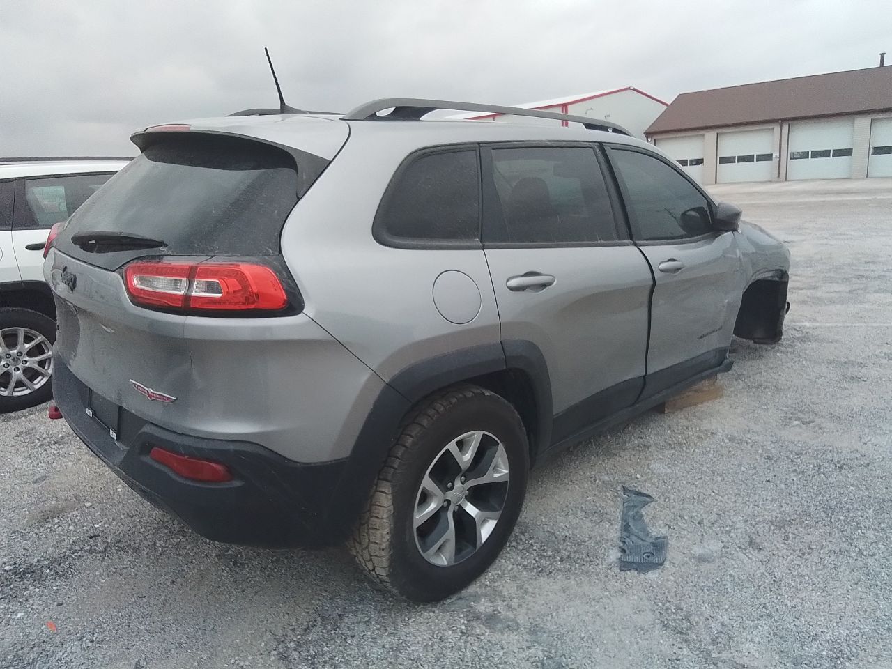 Vehicle/246534_03.jpg
