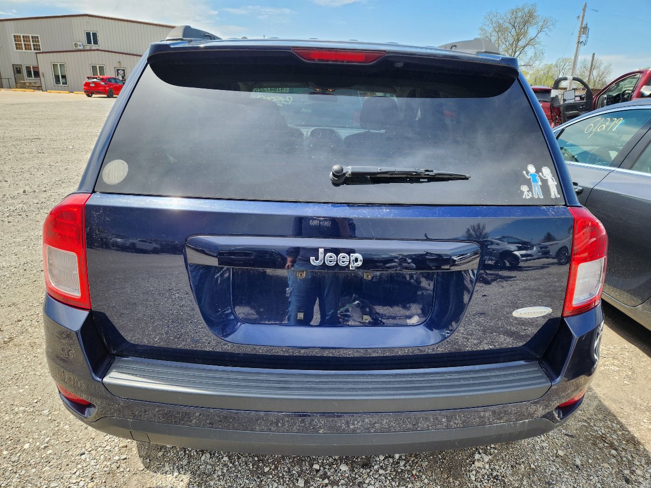 Vehicle/246540_10.jpg