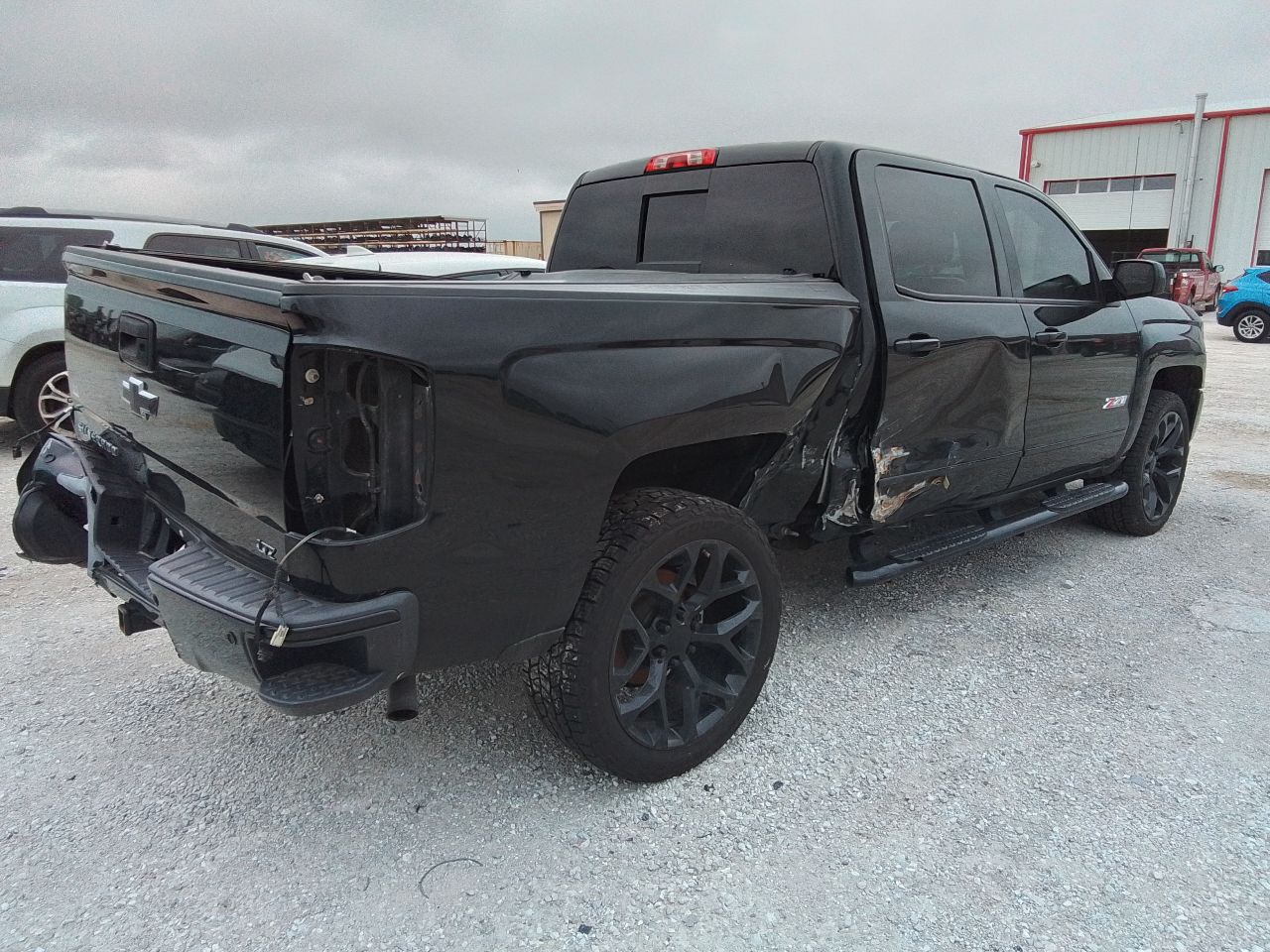 Vehicle/246696_03.jpg