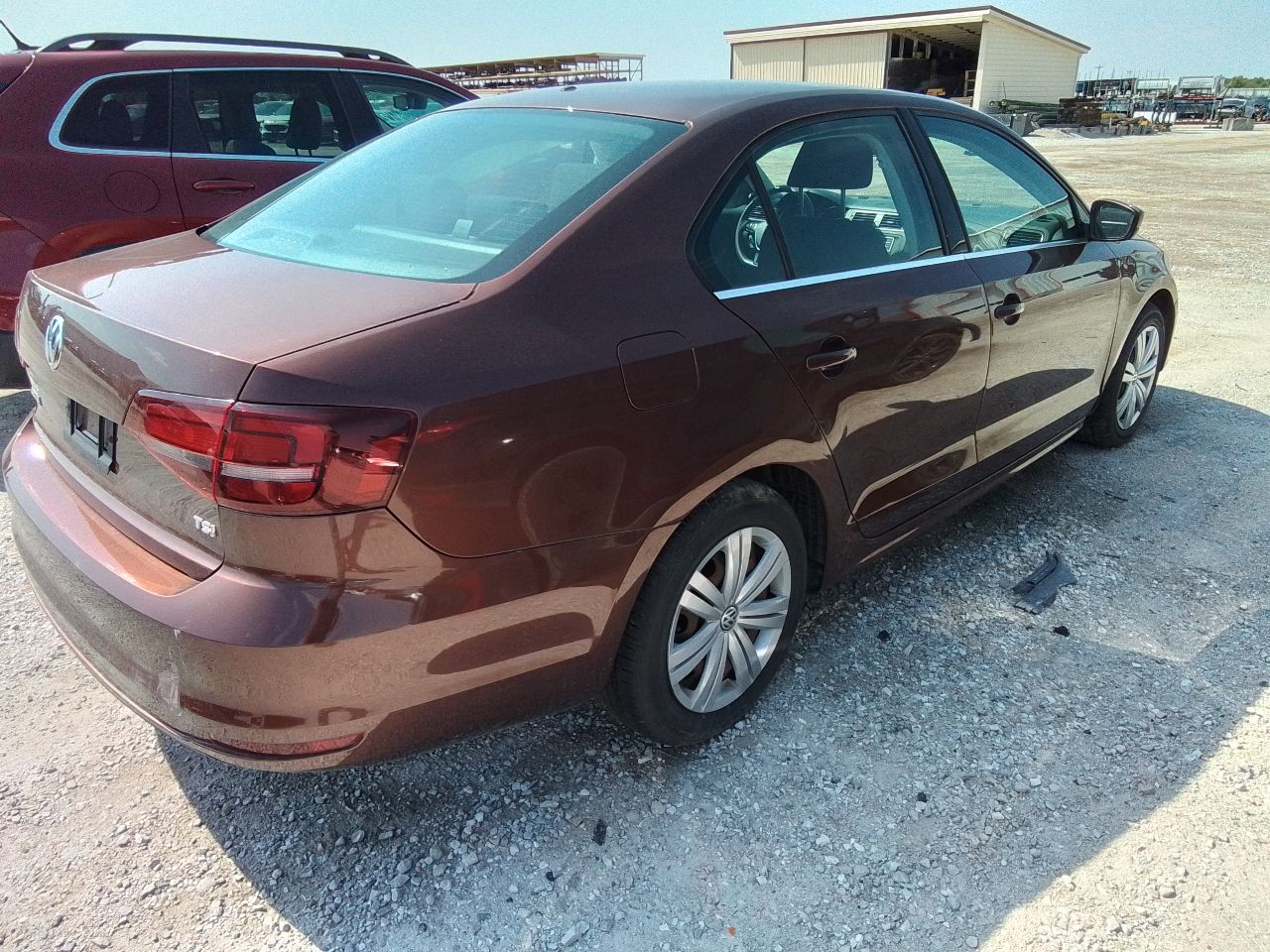 Vehicle/246704_03.jpg