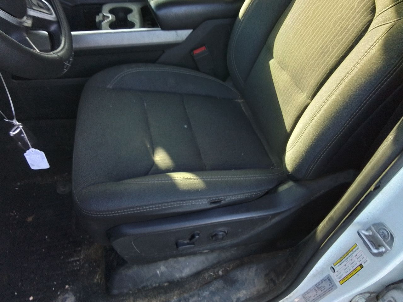 https://f005.backblazeb2.com/file/img-partshotlines-com/Inventory/EX441/Vehicle/246718_01.jpg