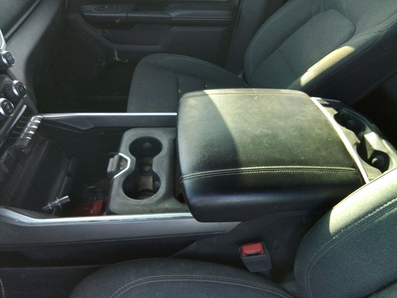 https://f005.backblazeb2.com/file/img-partshotlines-com/Inventory/EX441/Vehicle/246718_02.jpg