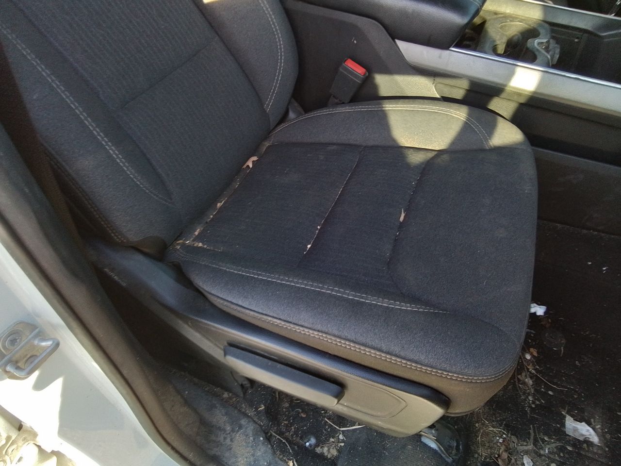 https://f005.backblazeb2.com/file/img-partshotlines-com/Inventory/EX441/Vehicle/246718_06.jpg