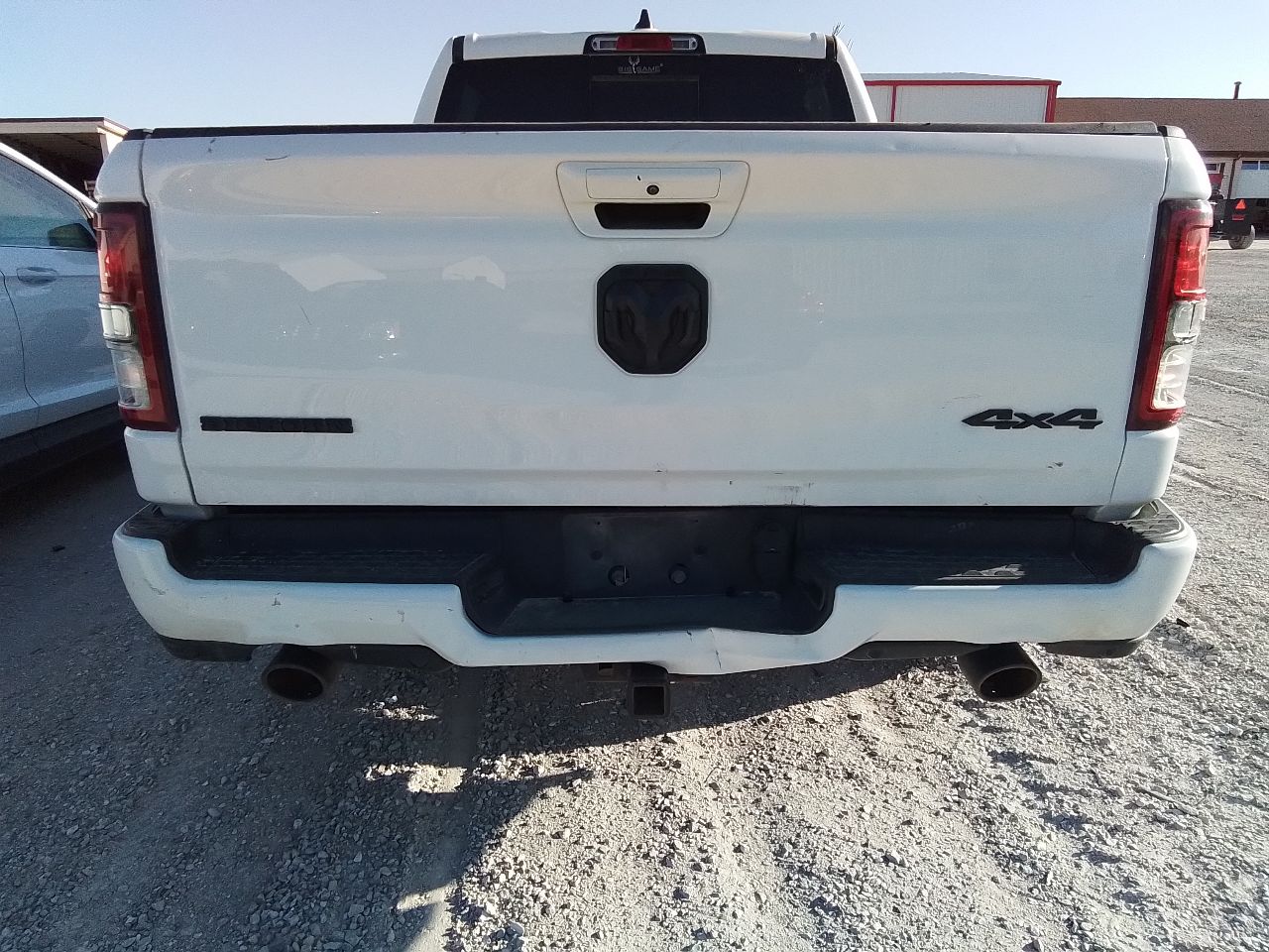 https://f005.backblazeb2.com/file/img-partshotlines-com/Inventory/EX441/Vehicle/246718_10.jpg
