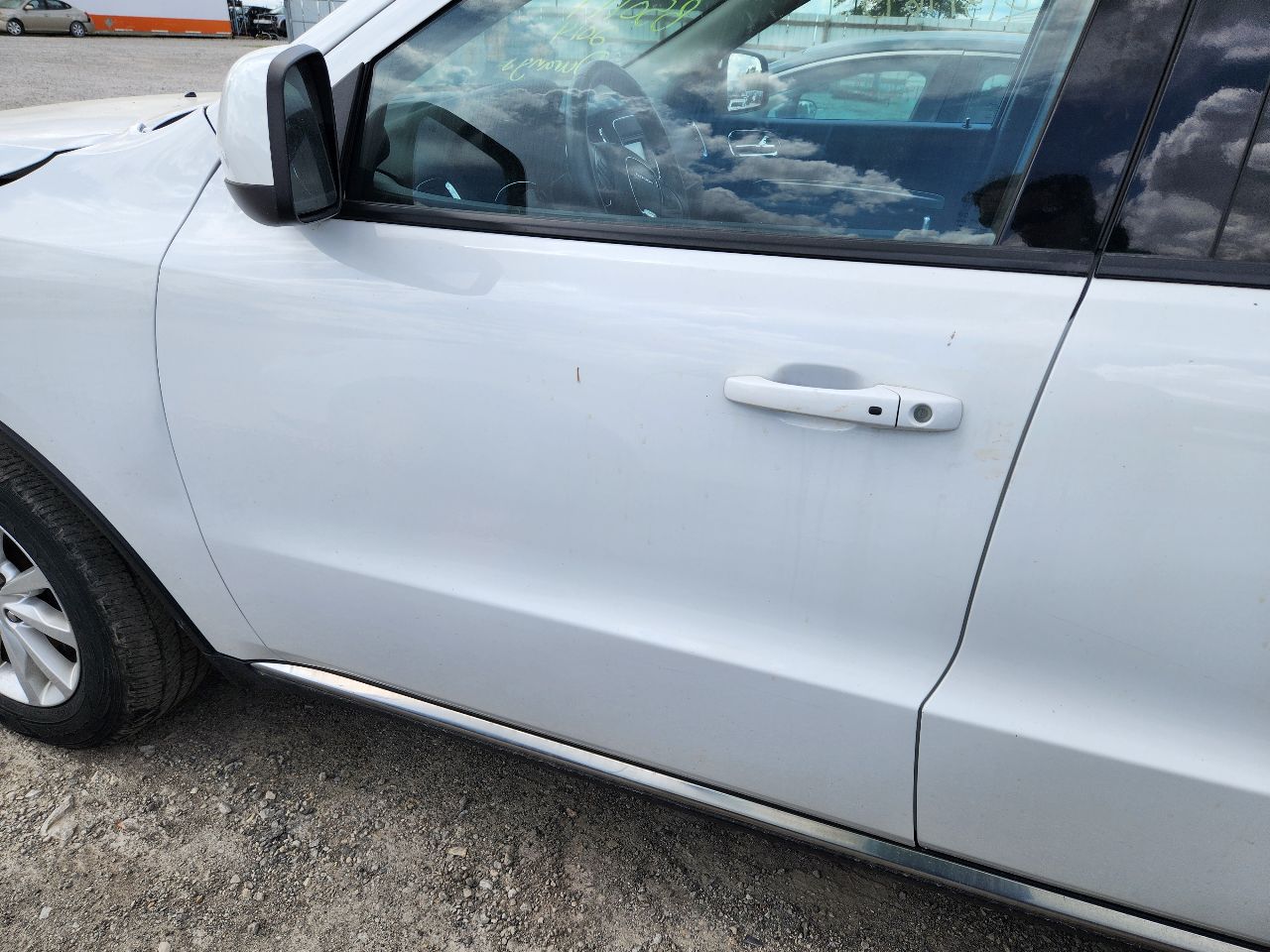 Vehicle/246748_08.jpg