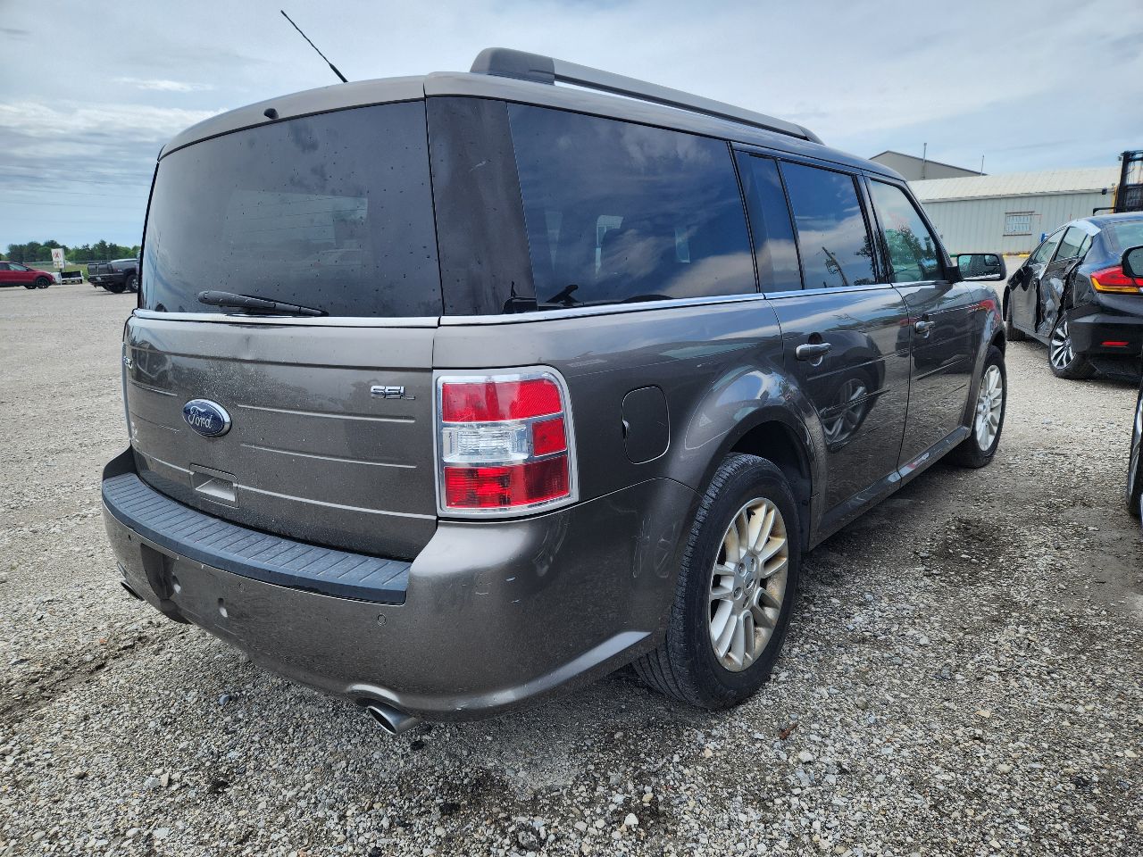 Vehicle/246808_22.jpg