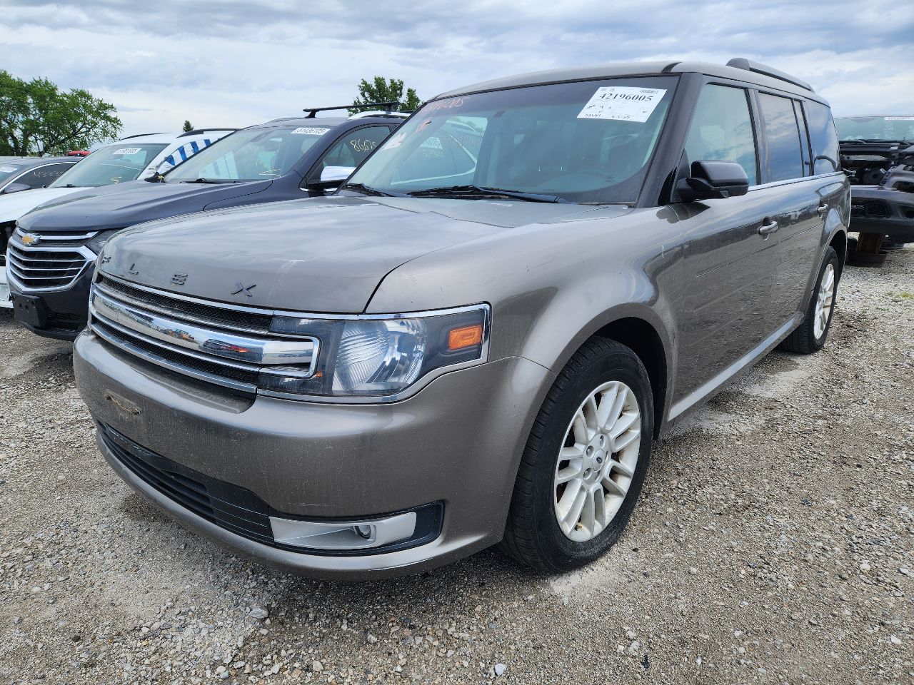 Vehicle/246808_24.jpg