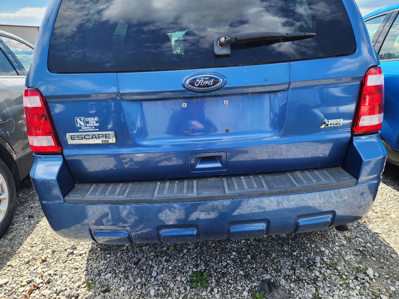 https://f005.backblazeb2.com/file/img-partshotlines-com/Inventory/EX441/Vehicle/246837_11.jpg