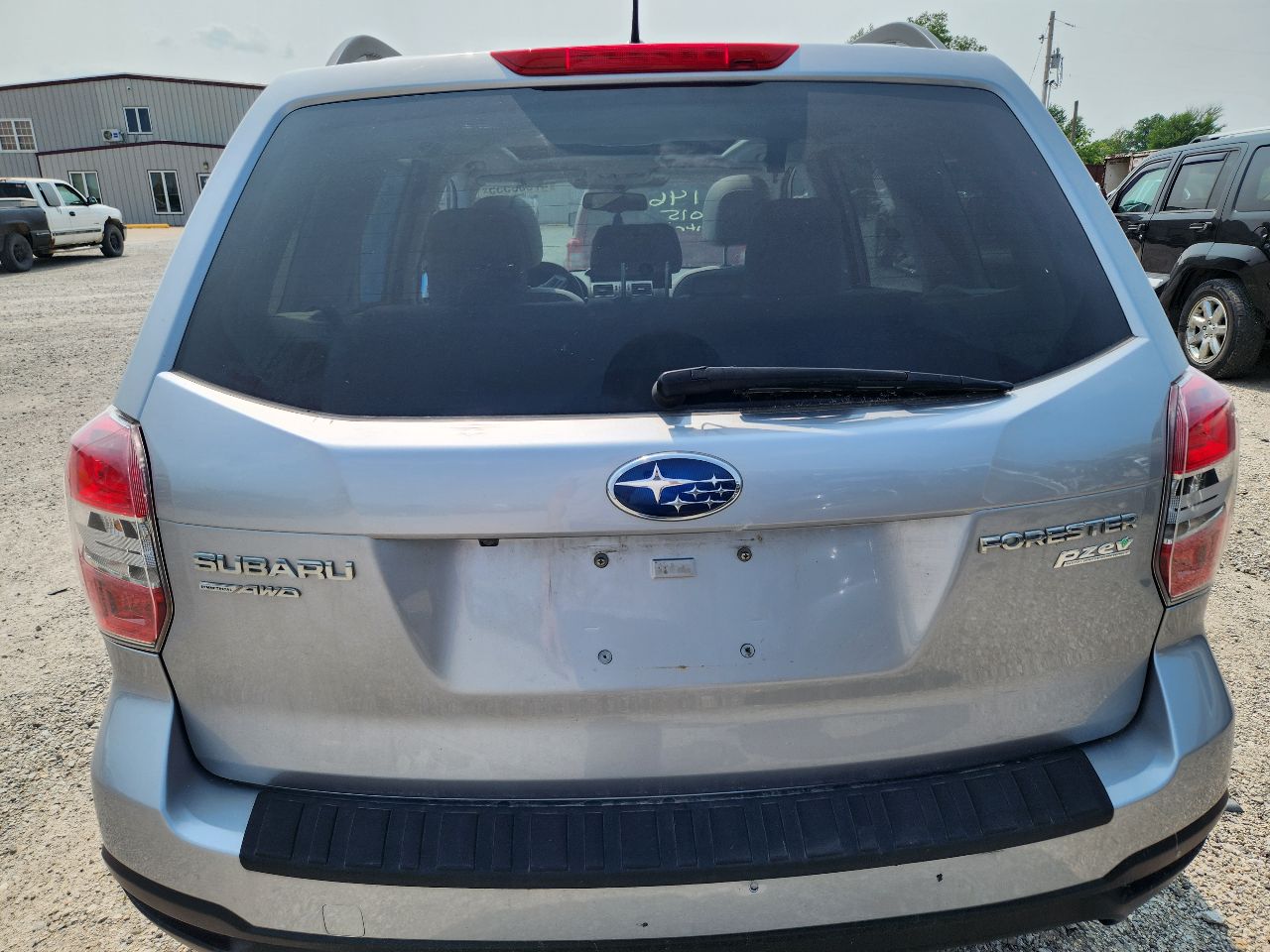 Vehicle/246942_14.jpg