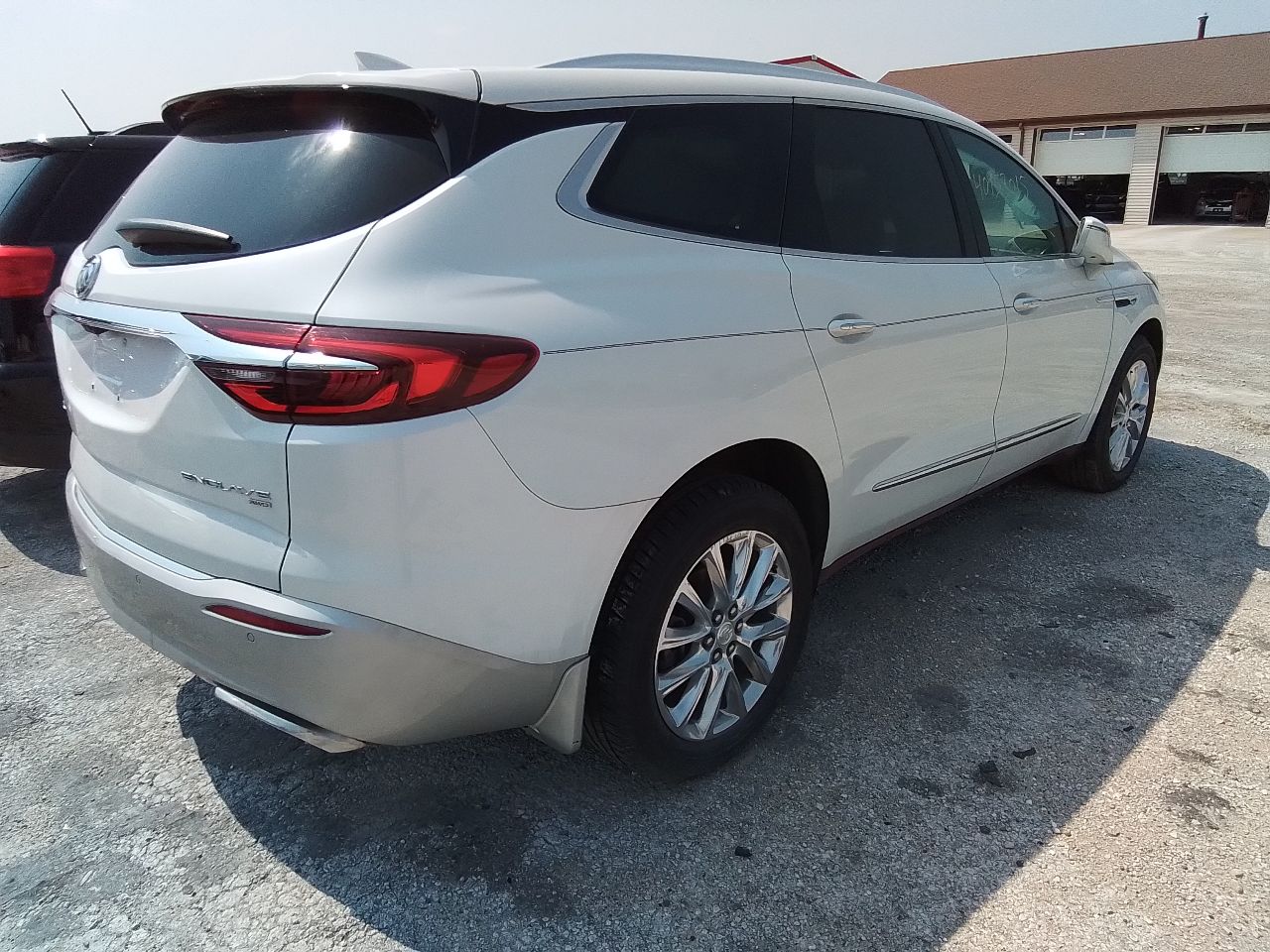 Vehicle/246991_03.jpg