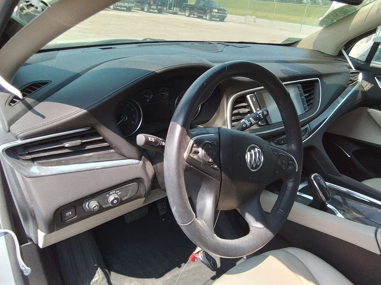Vehicle/246991_12.jpg