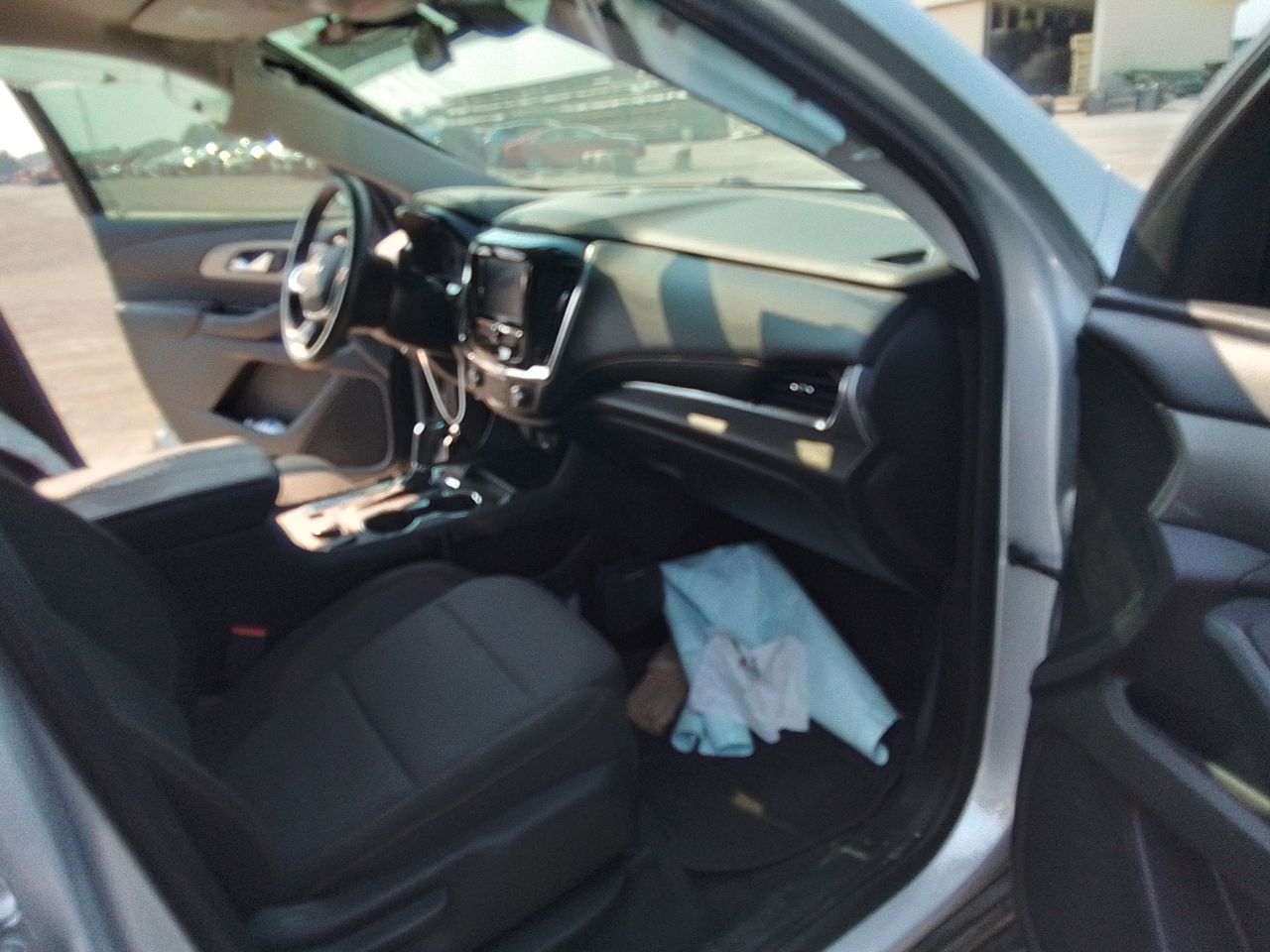 Vehicle/247016_11.jpg