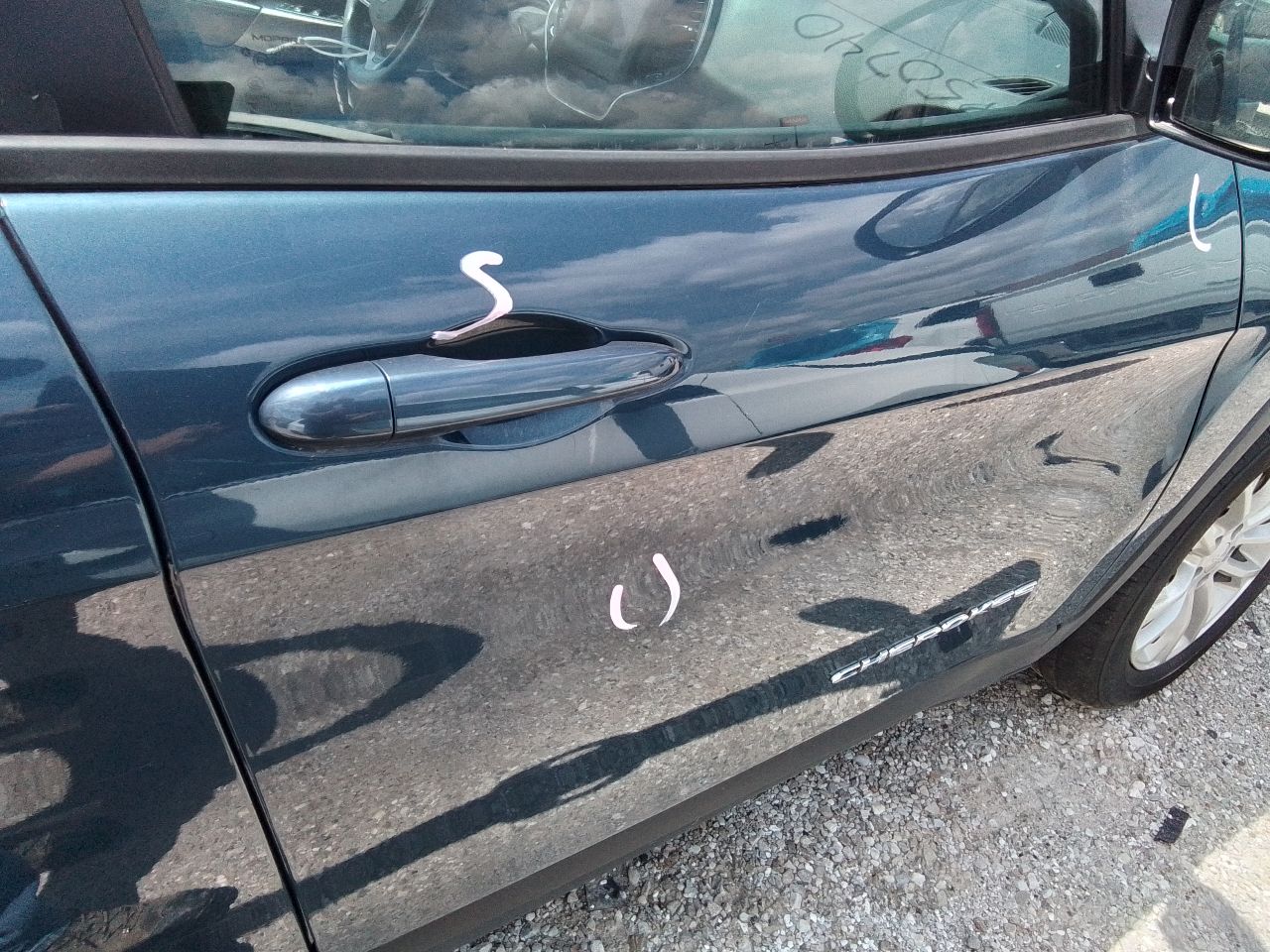 Vehicle/247024_11.jpg