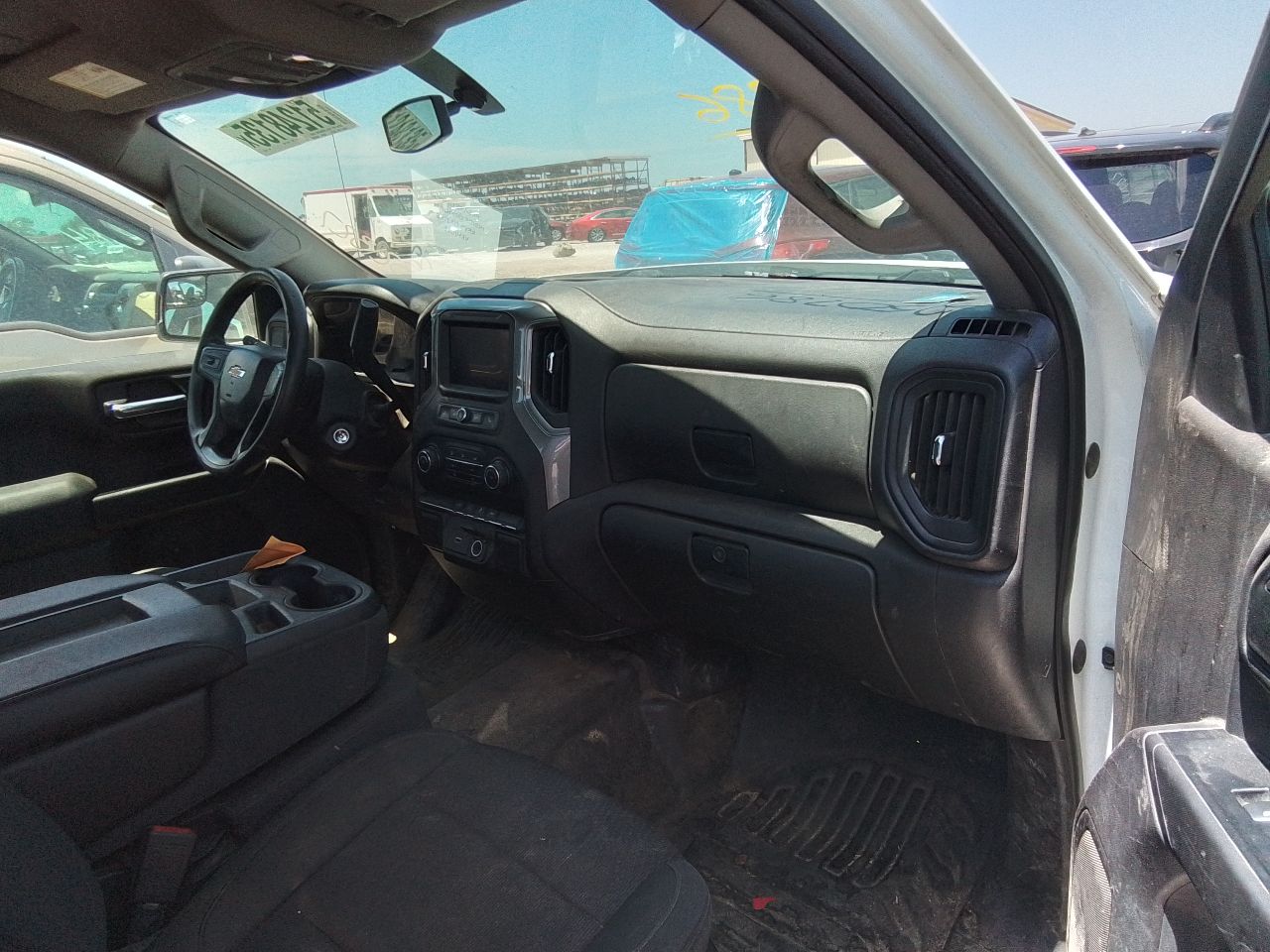 Vehicle/247111_11.jpg