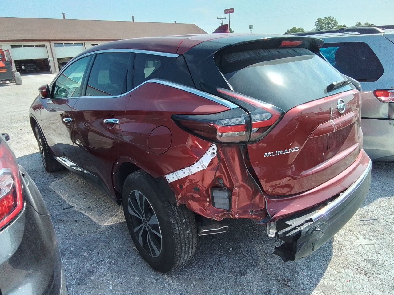Vehicle/247144_02.jpg